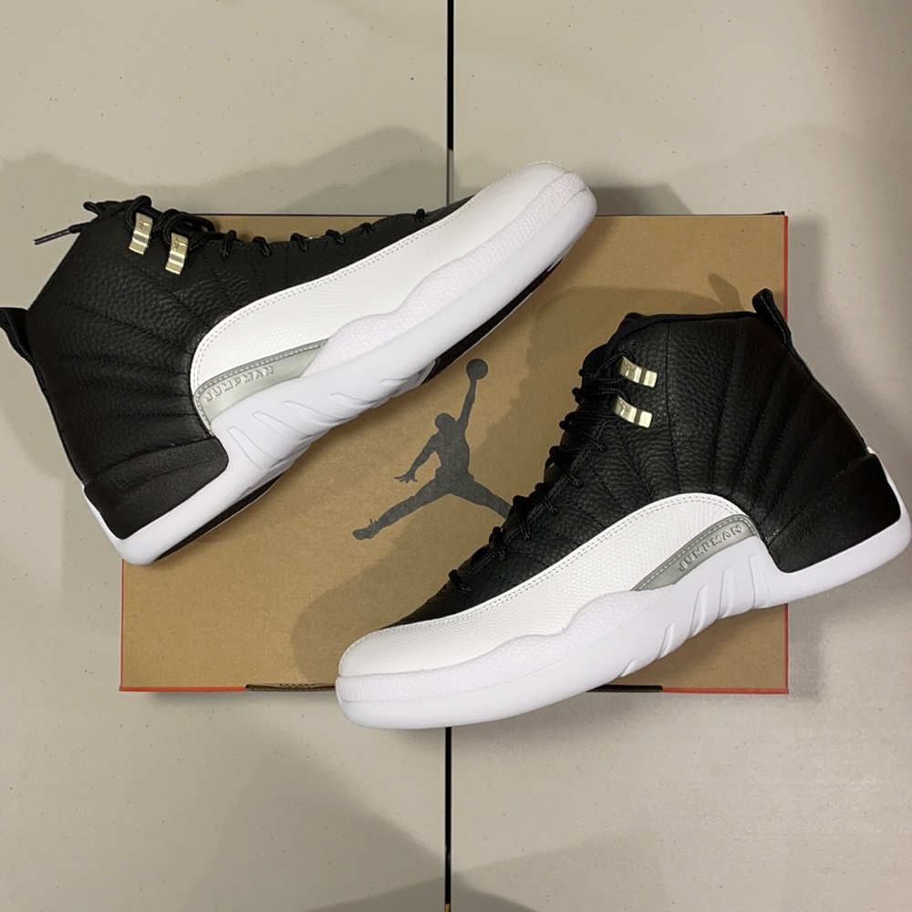 Jordan Retro 12 Playoffs